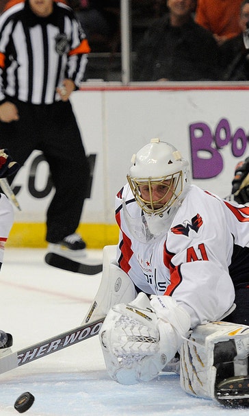 Ovechkin, Halak lead Capitals to narrow win over Ducks
